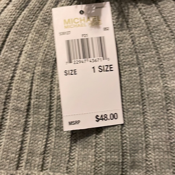 NWT Michael Kors Pom Toboggan - Picture 2 of 3